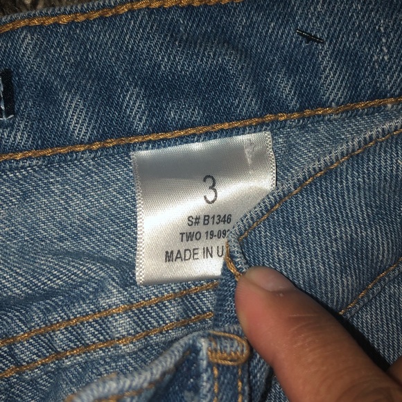 Fashion Nova Jeans - Picture 2 of 4